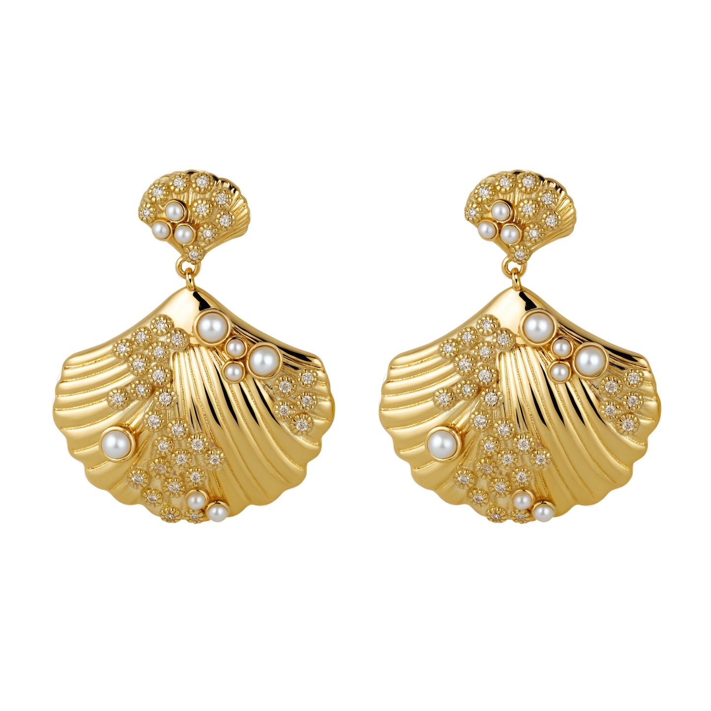 Luxurious shell earrings with pearls and zirkonia diamonds